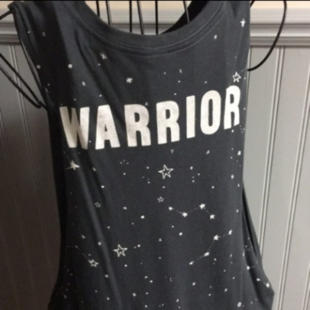 7.2023 Alo yoga constellation top